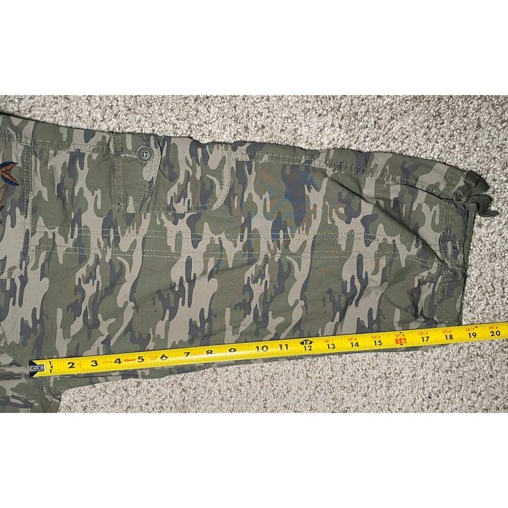 Camo Embroidered - St. John's Bay - Cotton Capri Pants - Size 8 - Picture 7 of 10